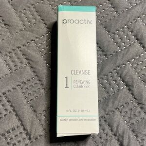 Proactiv Cleanse Renewing Cleanser - White and Teal